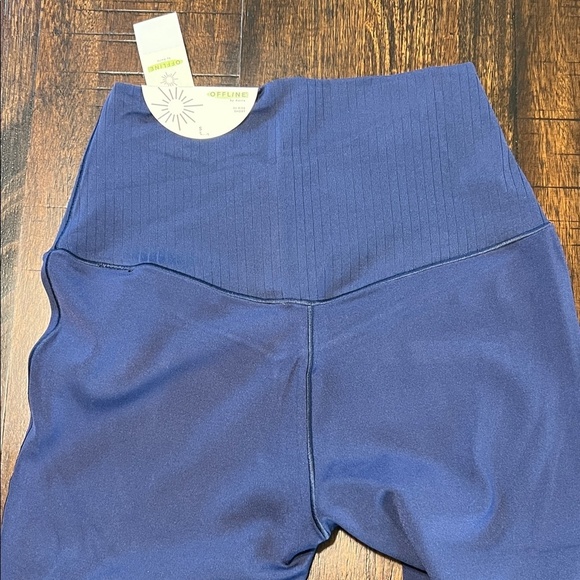 Offline by aerie Womens Super Flare Small Hi Rise Short - Picture 6 of 7